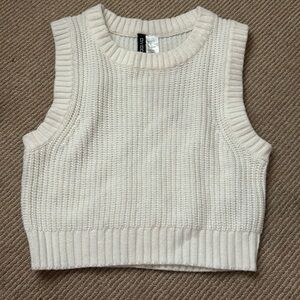 H&M women’s sweater top